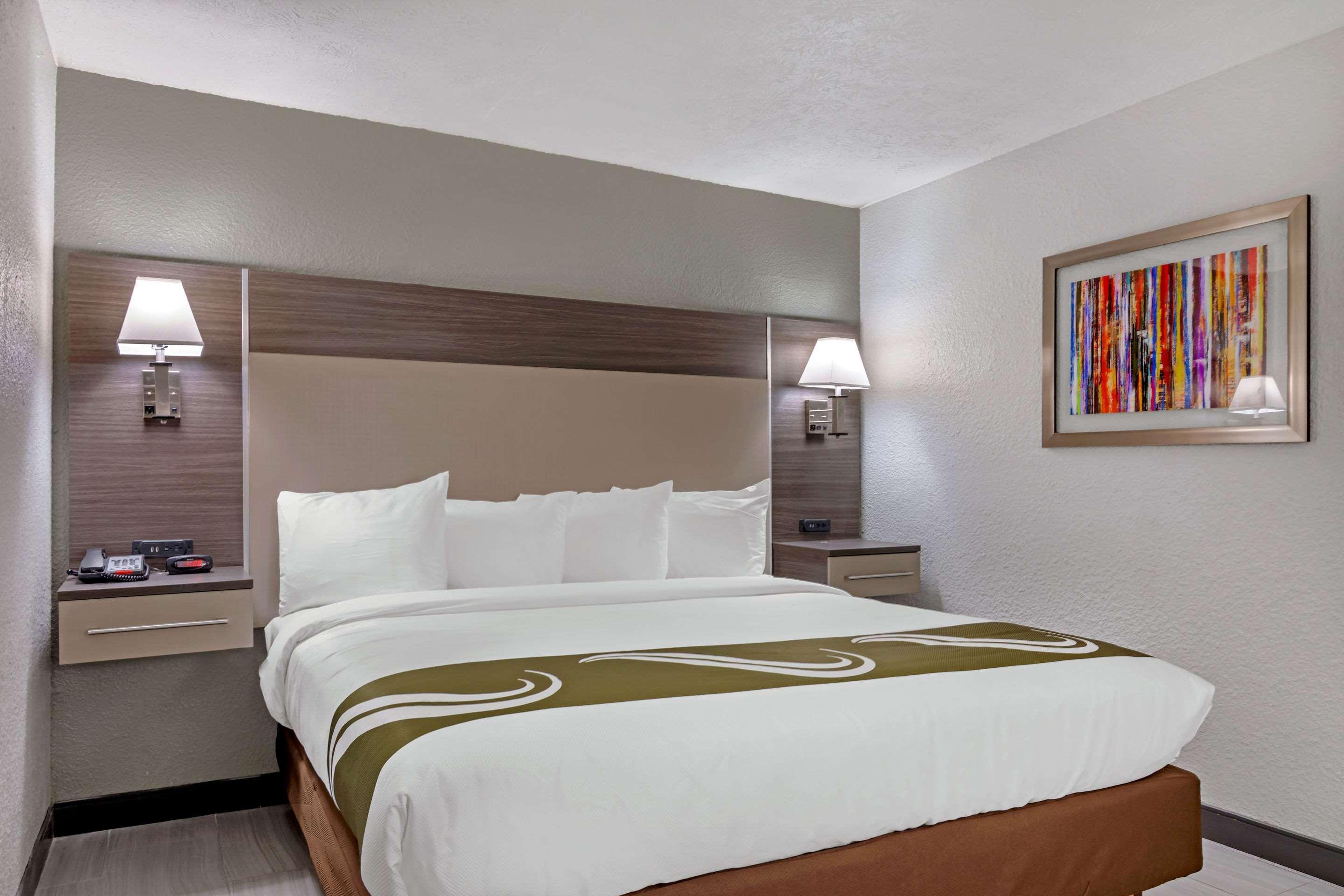 Quality Inn & Suites Картърсвил Екстериор снимка