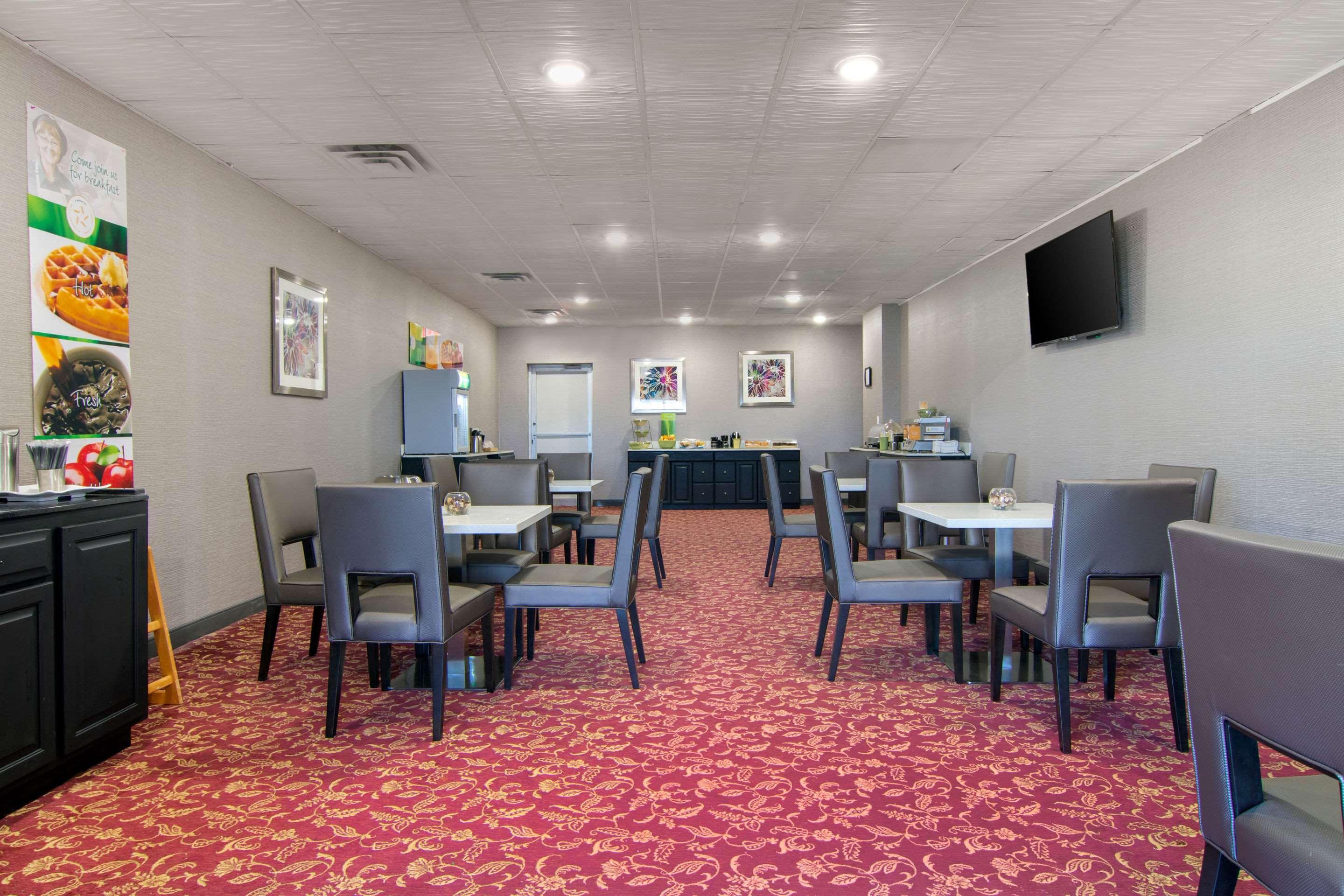 Quality Inn & Suites Картърсвил Екстериор снимка